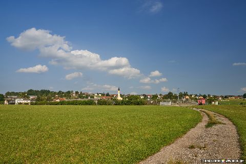 Gemeinde Tarsdorf Bezirk Braunau Dorfansicht (Dirschl Johann) Österreich BR